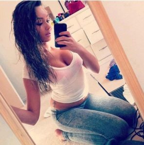 Jeune salope sexy du 01 recherche du sexe